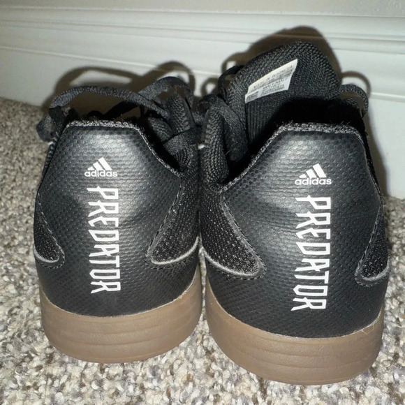 Adidas predator tennis shoes - Picture 2 of 6